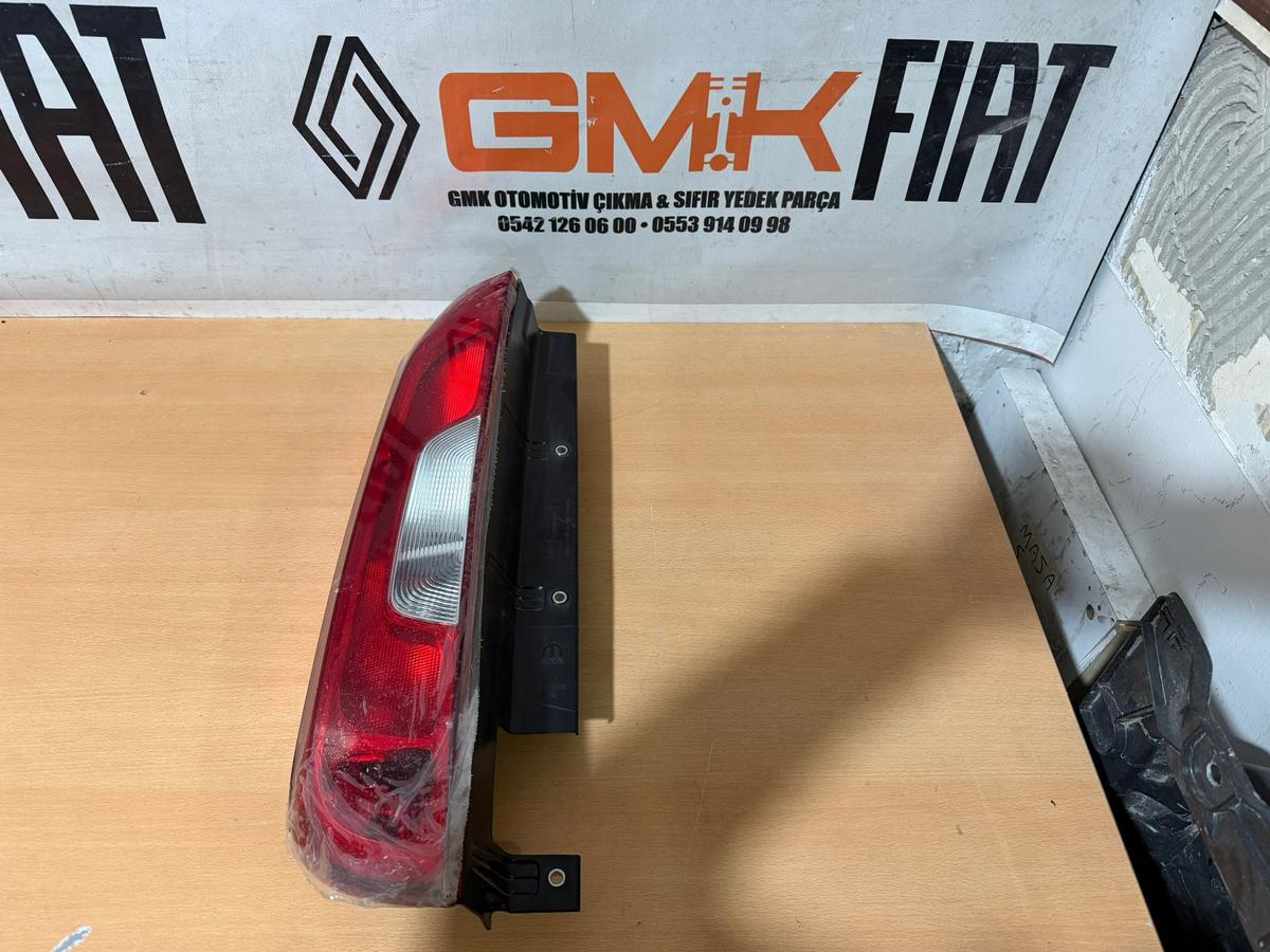 Fiat Dolbo 4 Arka Stop Lambası Sol Taraf Mopar